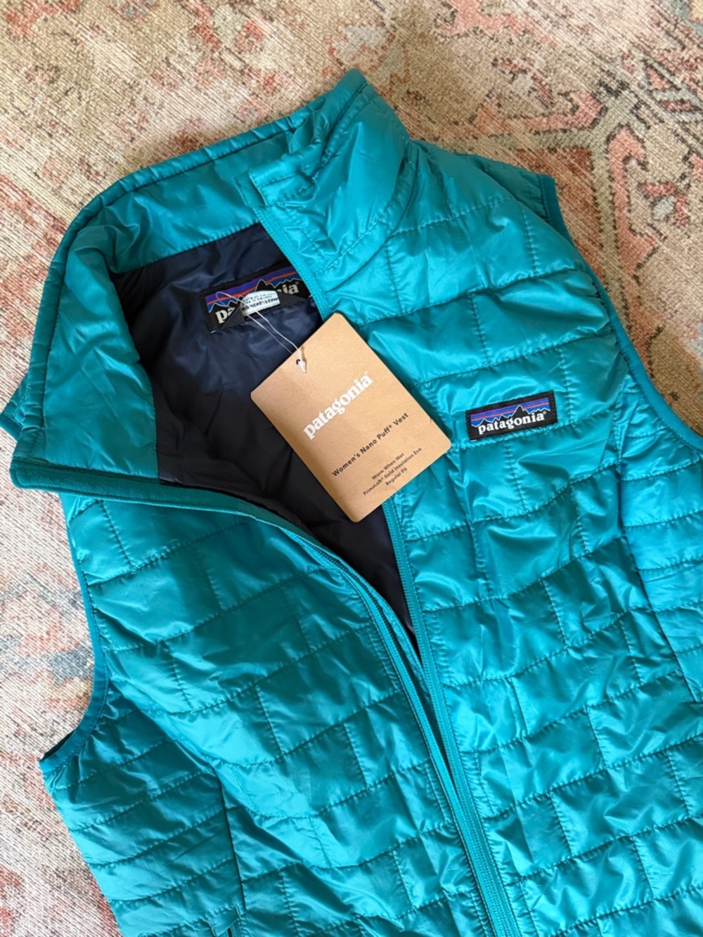 NWT Patagonia Nano Puff Vest Teal Blue Quilted Insulated Vest - Picture 3 of 3